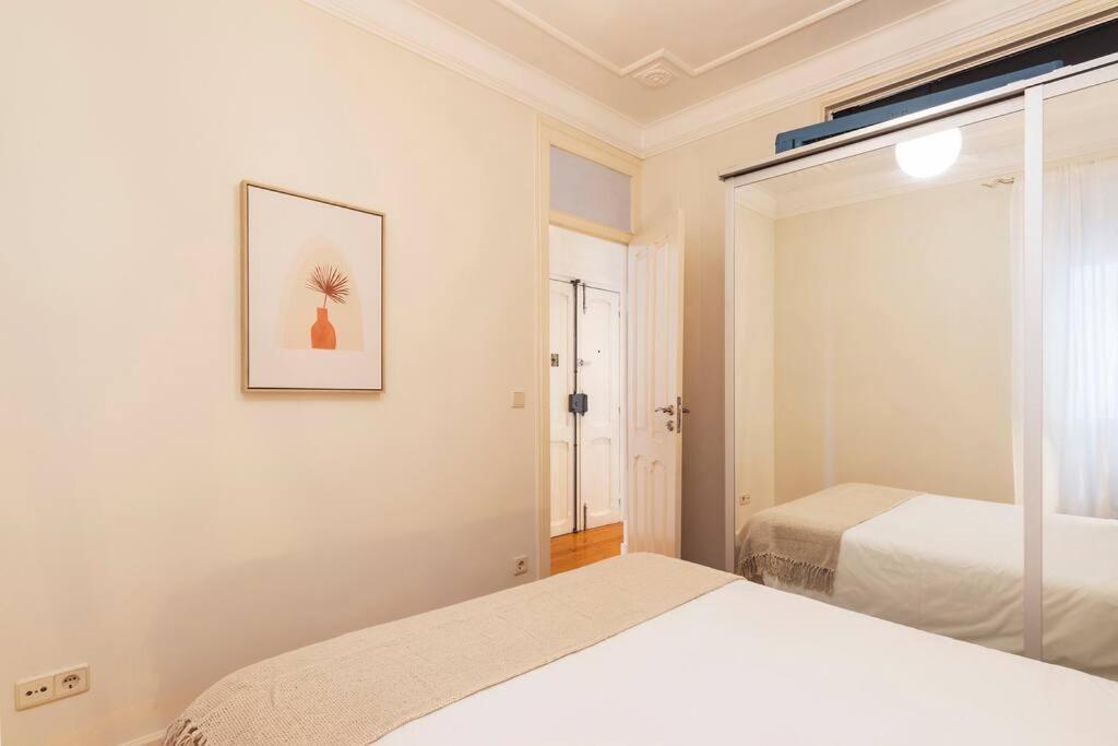 Spacious Apartment Near Saldanha Lissabon Buitenkant foto