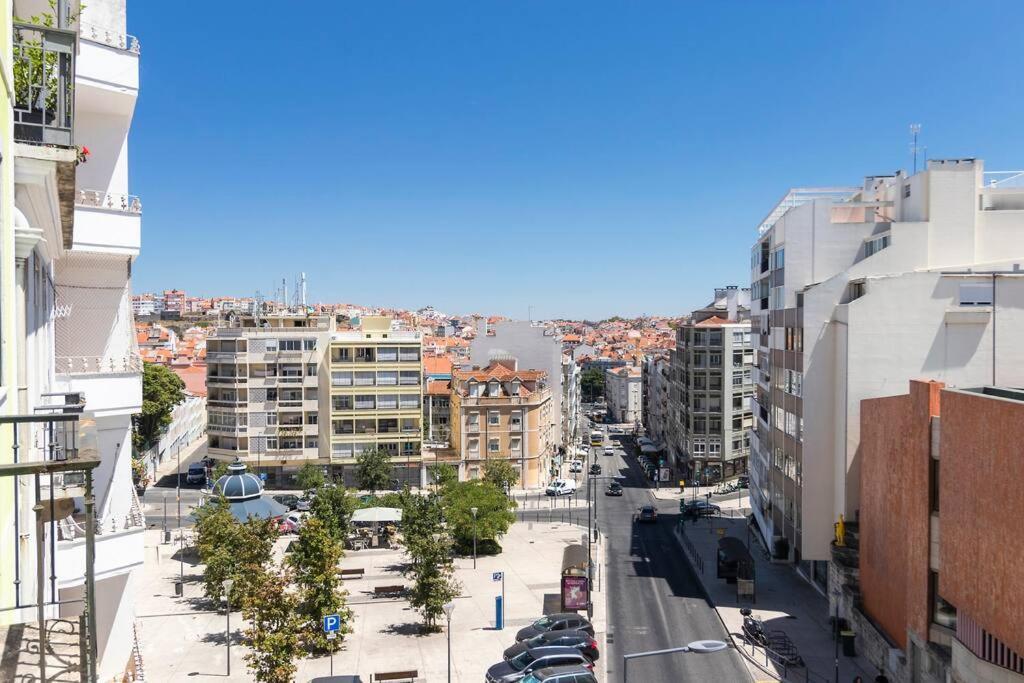 Spacious Apartment Near Saldanha Lissabon Buitenkant foto